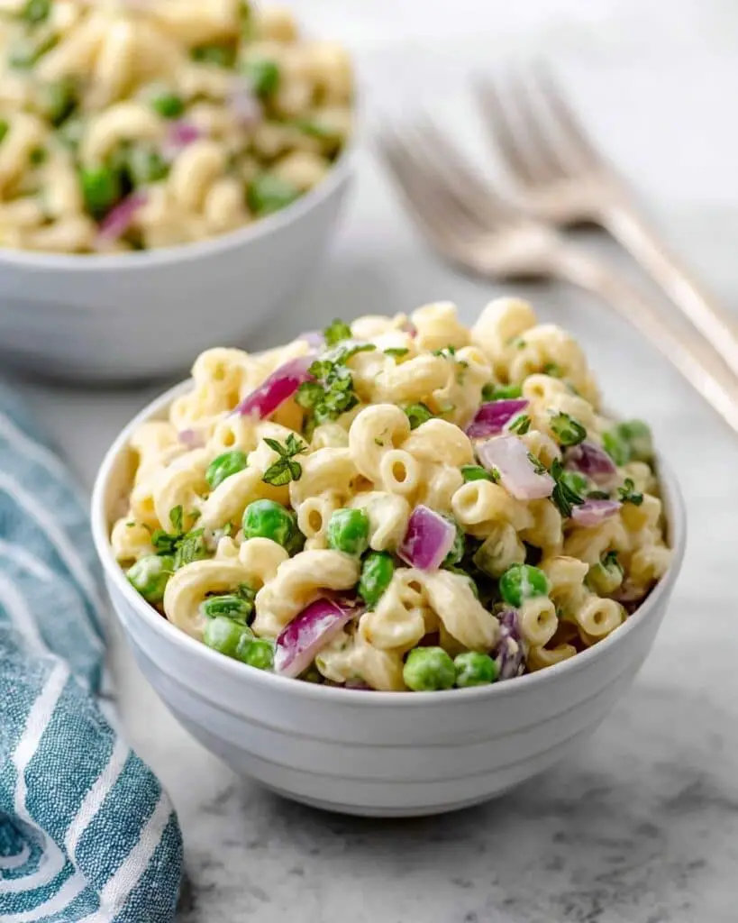 Healthy Tuna Macaroni Salad with Peas Recipe