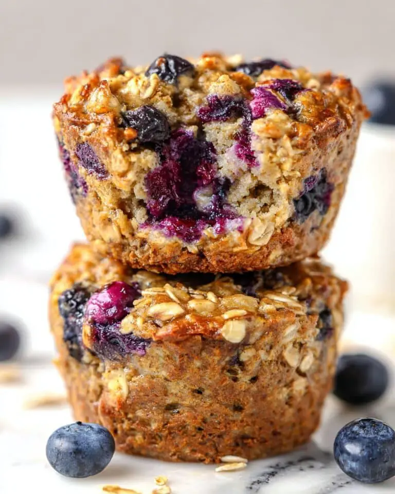 Blueberry Banana Baked Oatmeal Cups Recipe