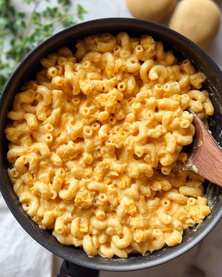 One Pot Mac and Cheese with Scrambled Eggs Recipe