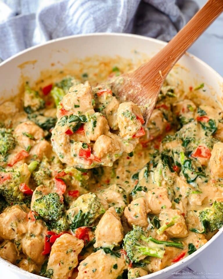 Garlic Chicken with Broccoli and Spinach (20 Minute Recipe) Recipe