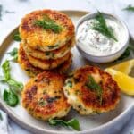 Salmon Cakes with Chive and Garlic Sauce Recipe